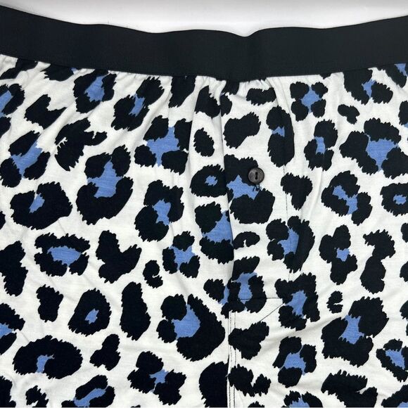 BRAND NEW Men’s MeUndies - White with Blue & Black Leopard - Boxers - Size M - Picture 1 of 8